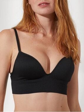 H&M black padded bralette size 38C